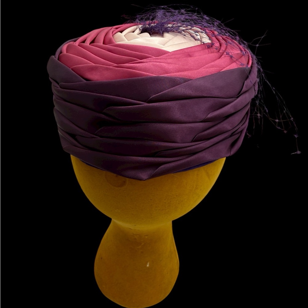 Vintage Marche Exclusive Turban Pillbox Purple and Pink Hat with Veil - Picture 3 of 7
